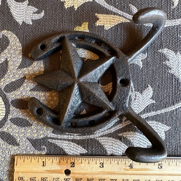 Fun ‘Sheshed’ accent piece :) wall mounted coat hook. Tandem hooks. - Picture 3 of 4